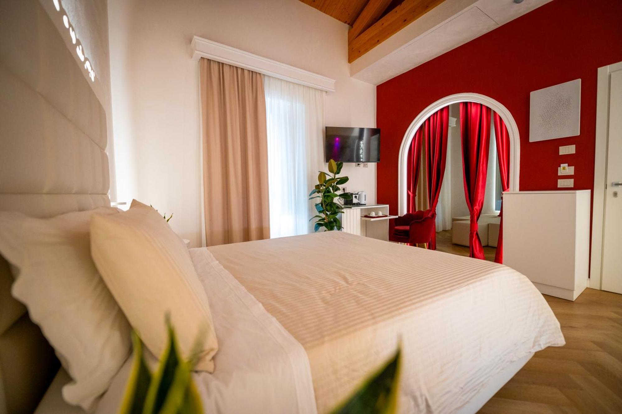 La Divina - Free Parking - Bed and Breakfast Tropea Buitenkant foto