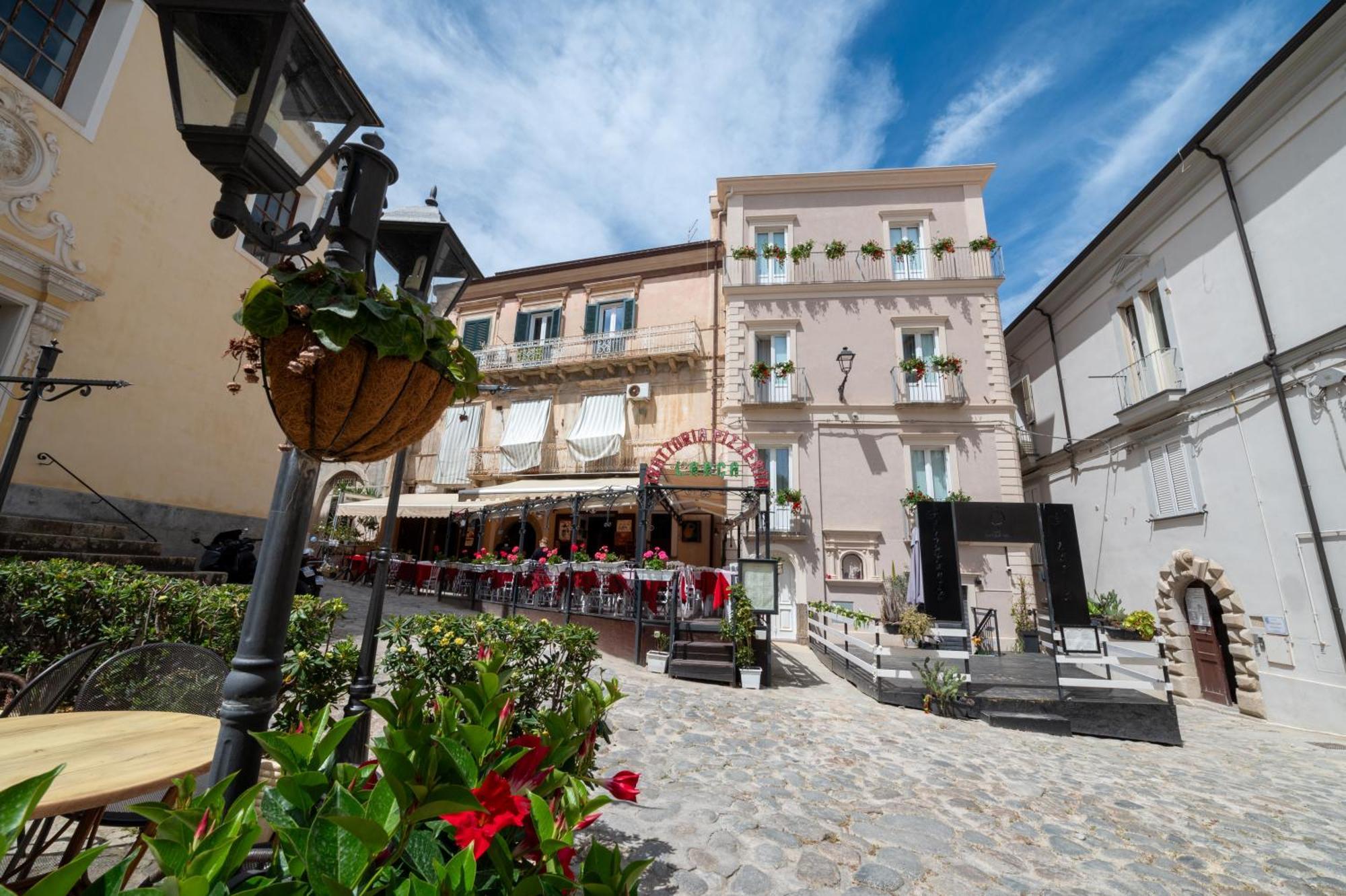 La Divina - Free Parking - Bed and Breakfast Tropea Buitenkant foto