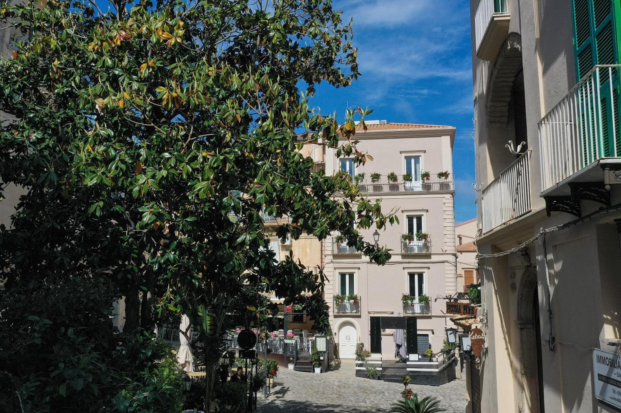 La Divina - Free Parking - Bed and Breakfast Tropea Buitenkant foto
